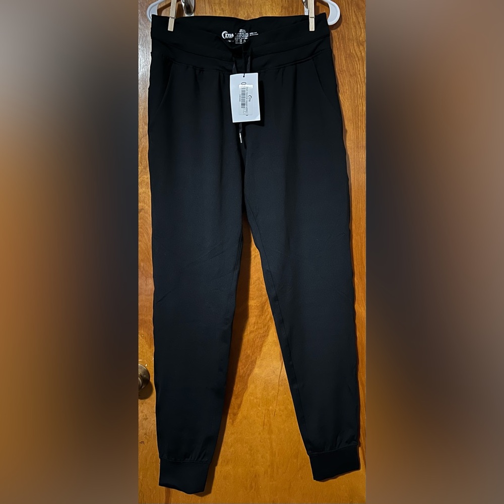 NWT, Zyia, XXL, Black Ascend Joggers.  Pockets and drawstring elastic waist